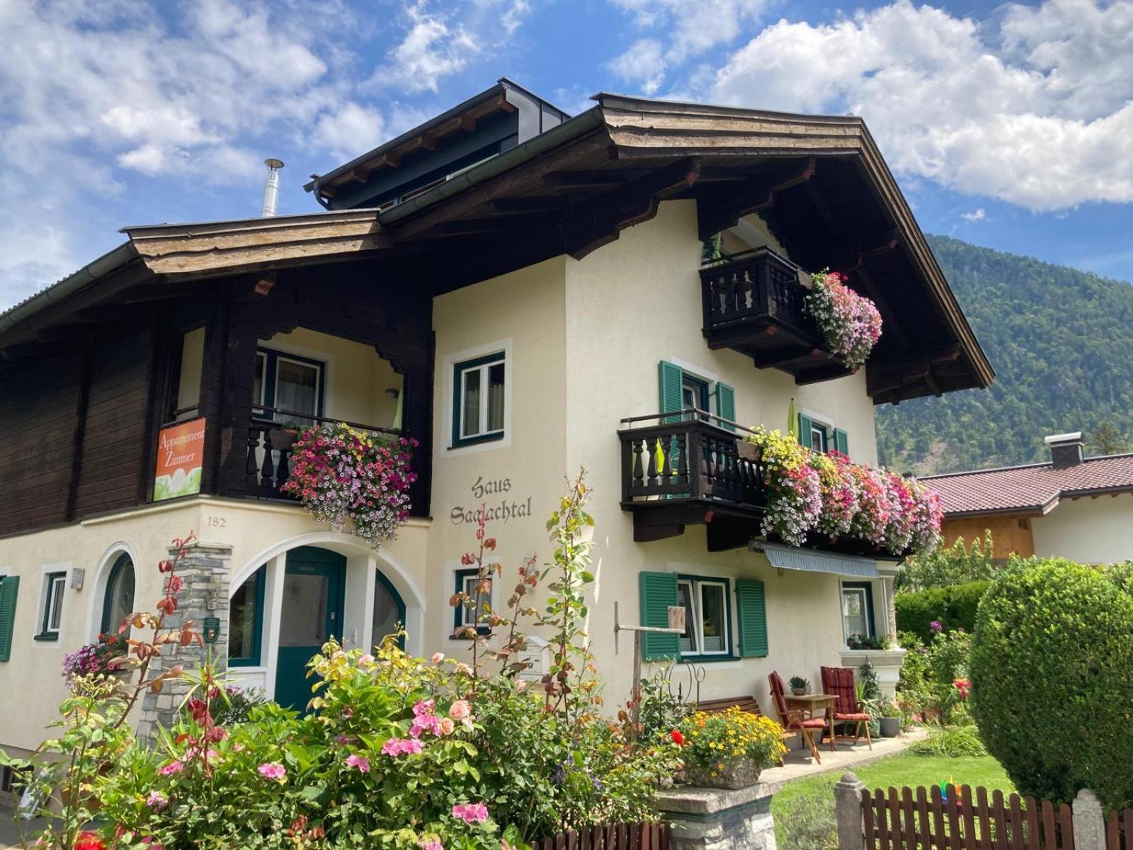 Apartments Saalachtal Lofer Exterior photo